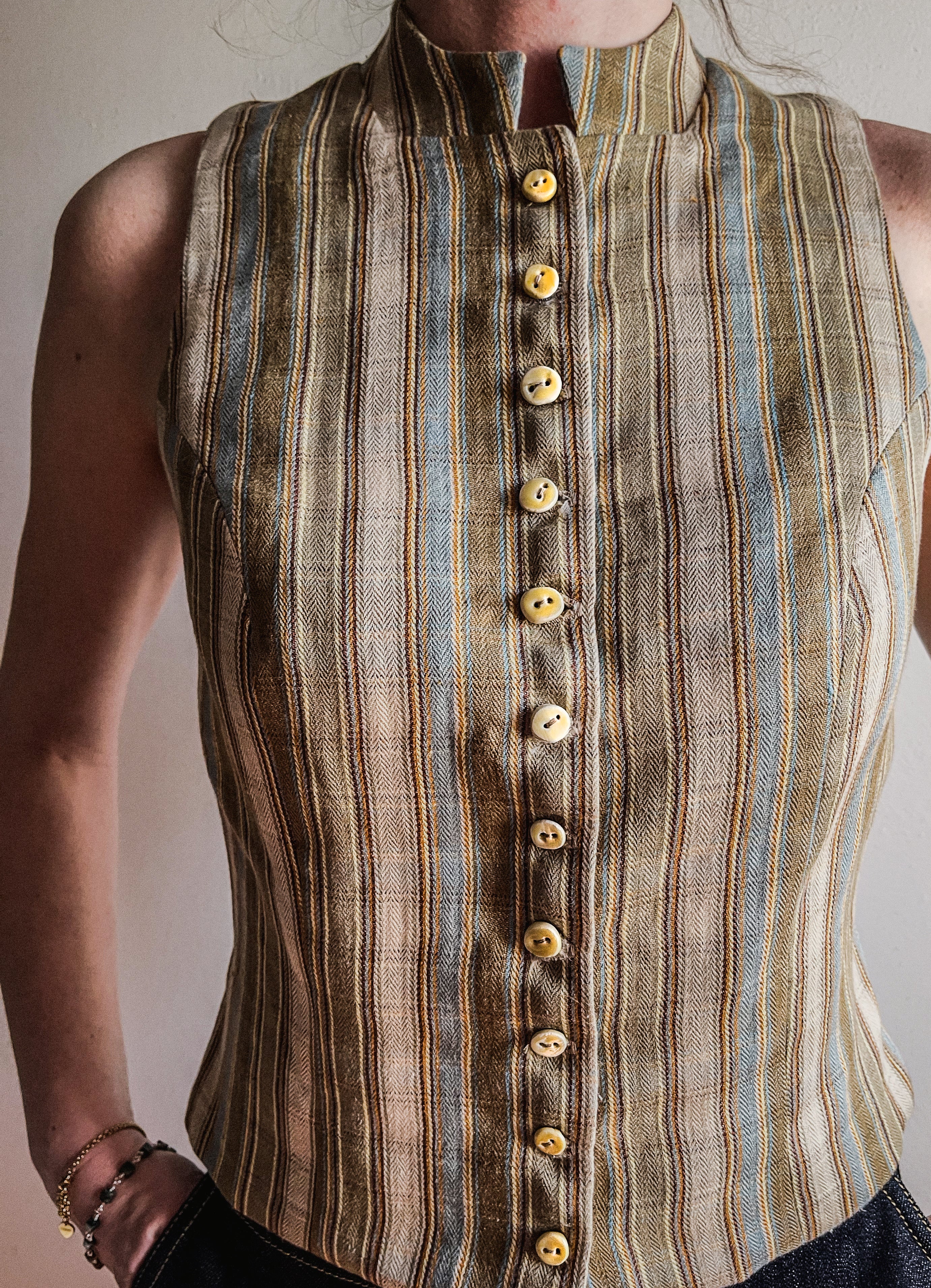 Linen vest